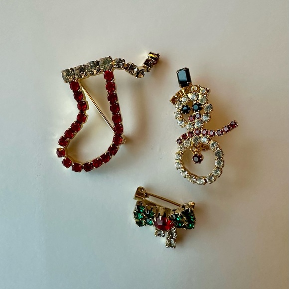 Rhinestone Christmas Brooches - Picture 7 of 7